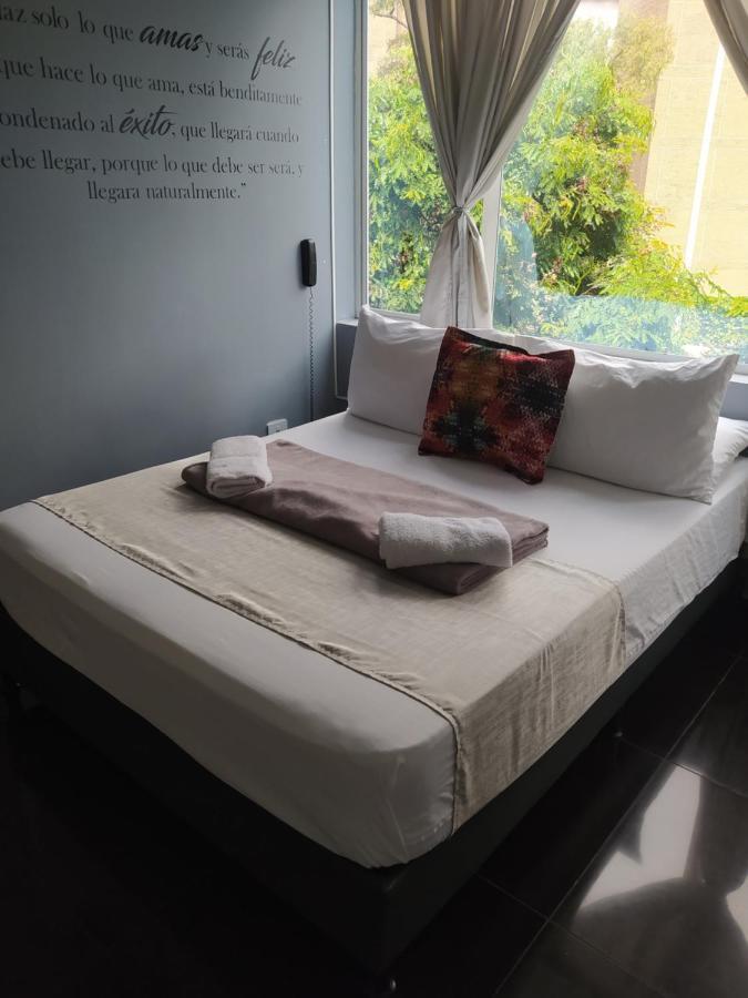 Hotel Aura Medellin Ngoại thất bức ảnh