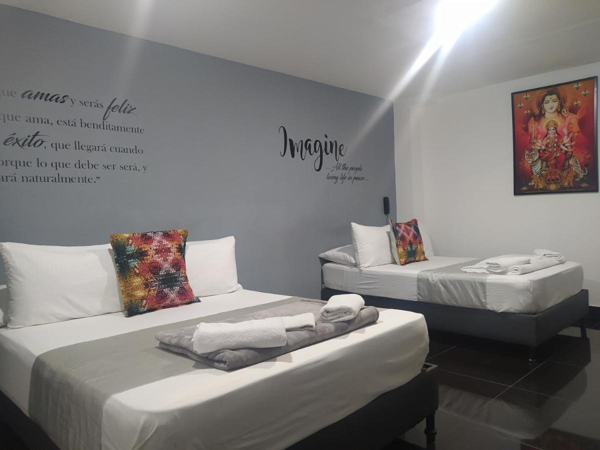 Hotel Aura Medellin Ngoại thất bức ảnh