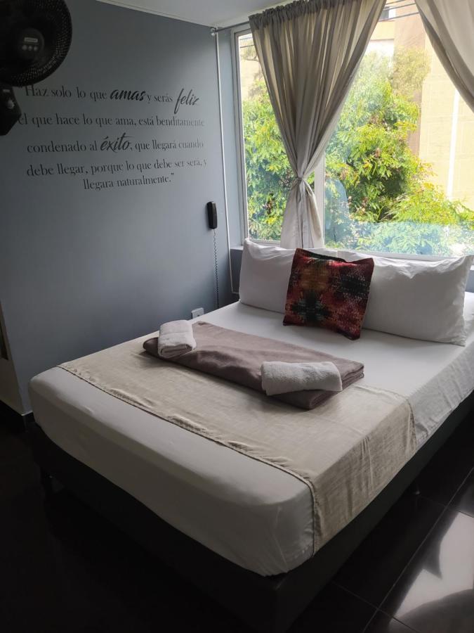 Hotel Aura Medellin Ngoại thất bức ảnh