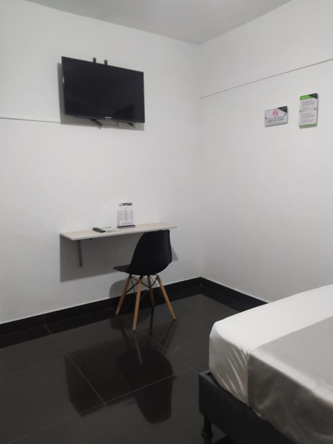 Hotel Aura Medellin Ngoại thất bức ảnh