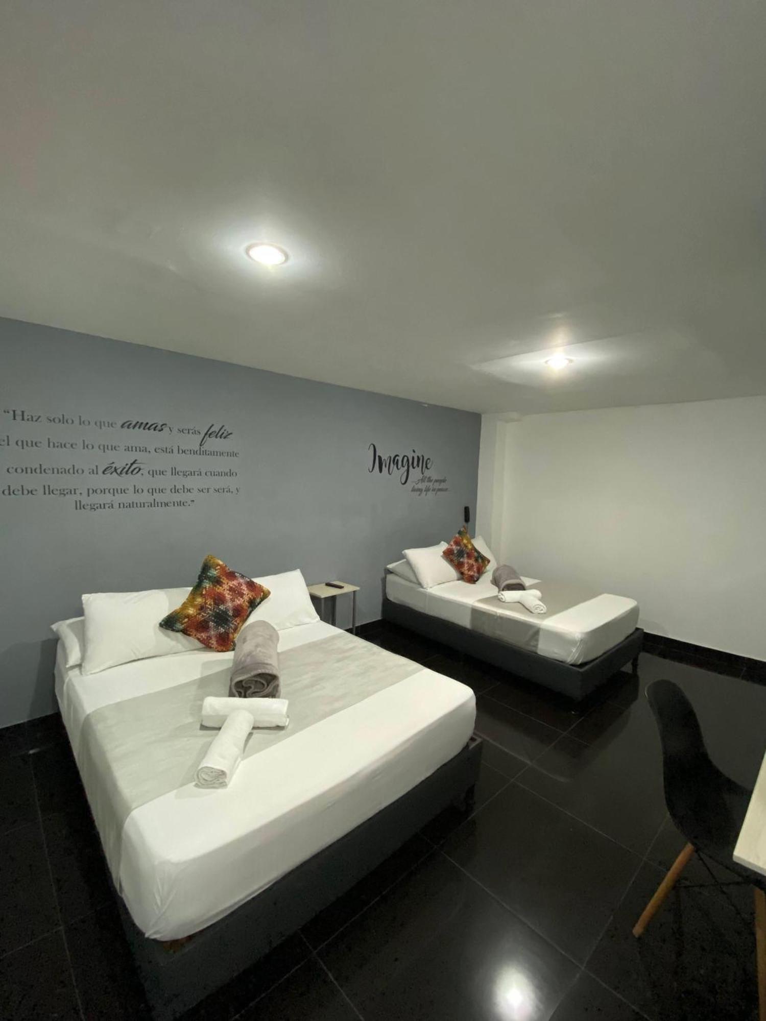 Hotel Aura Medellin Ngoại thất bức ảnh